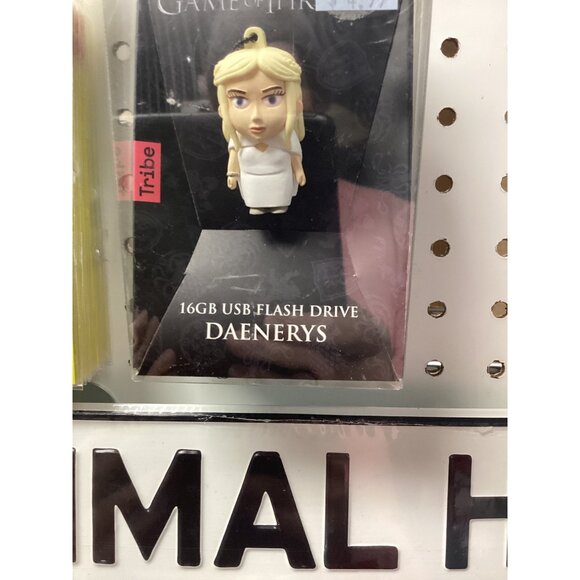 Game Of Thrones Daenerys Targaryen 16GB USB Flash Drive Figure By Tribe - Picture 3 of 4